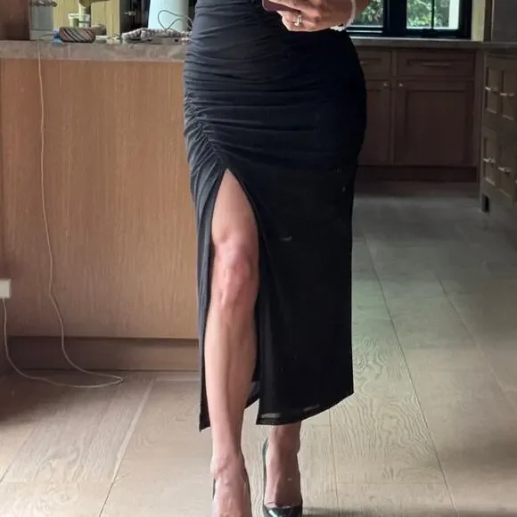 House of Harlow 1960 Black Ruched Mesh MIDI Skirt size XS - Picture 1 of 10